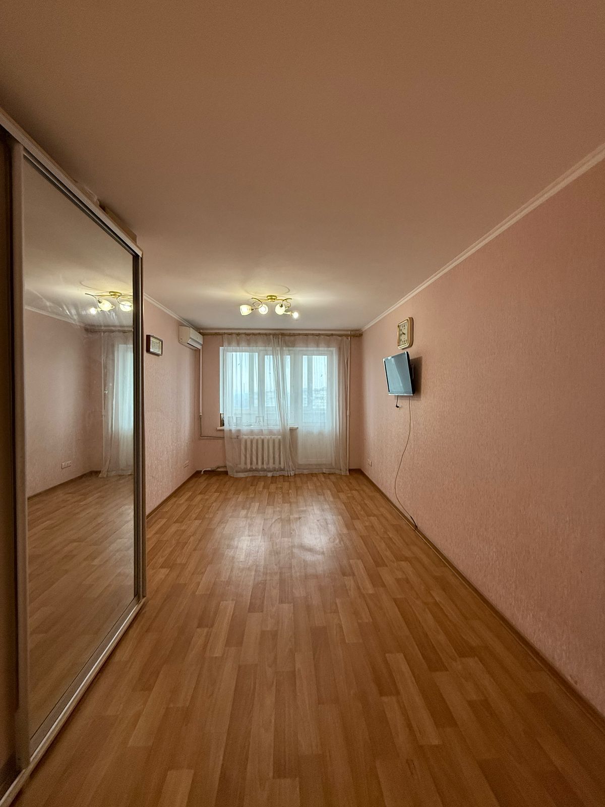 Продажа 3-комнатной квартиры 69 м², Березинская ул., 18