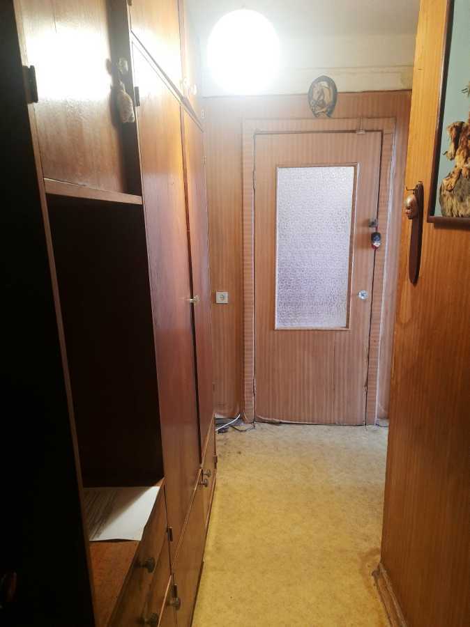 Продаж 2-кімнатної квартири 46.5 м², Кирилівська вул., 127