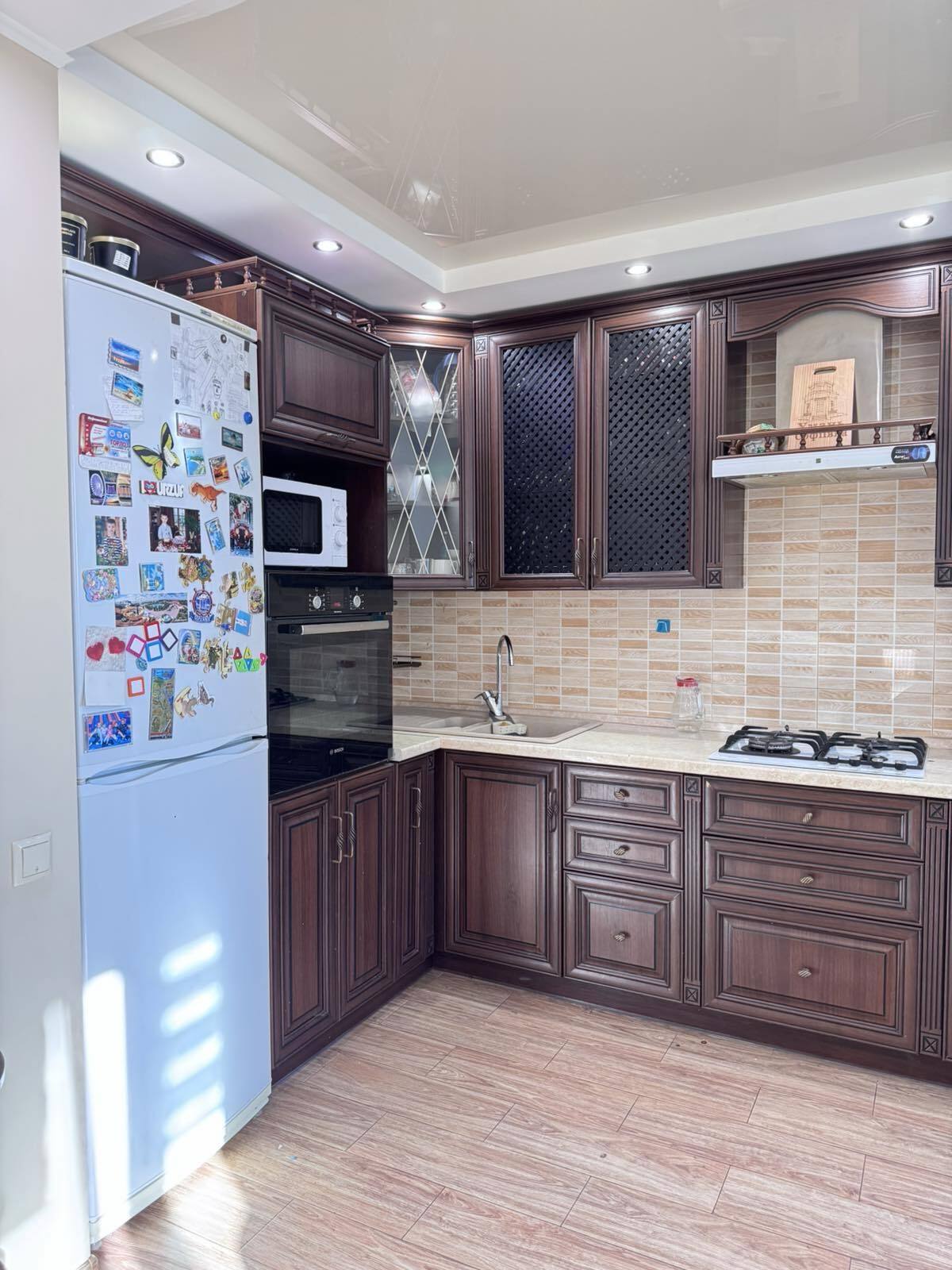 Продажа 3-комнатной квартиры 69 м², Терещенковская ул., 2