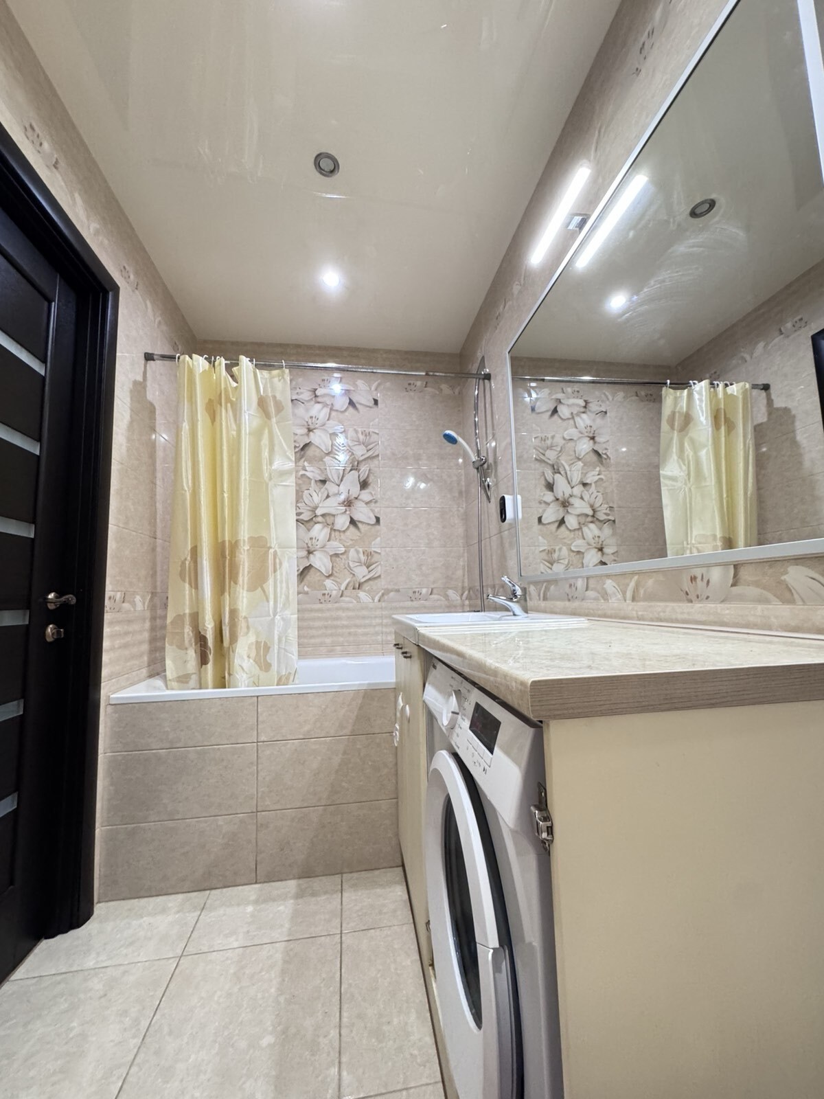 Продажа 3-комнатной квартиры 69 м², Терещенковская ул., 2