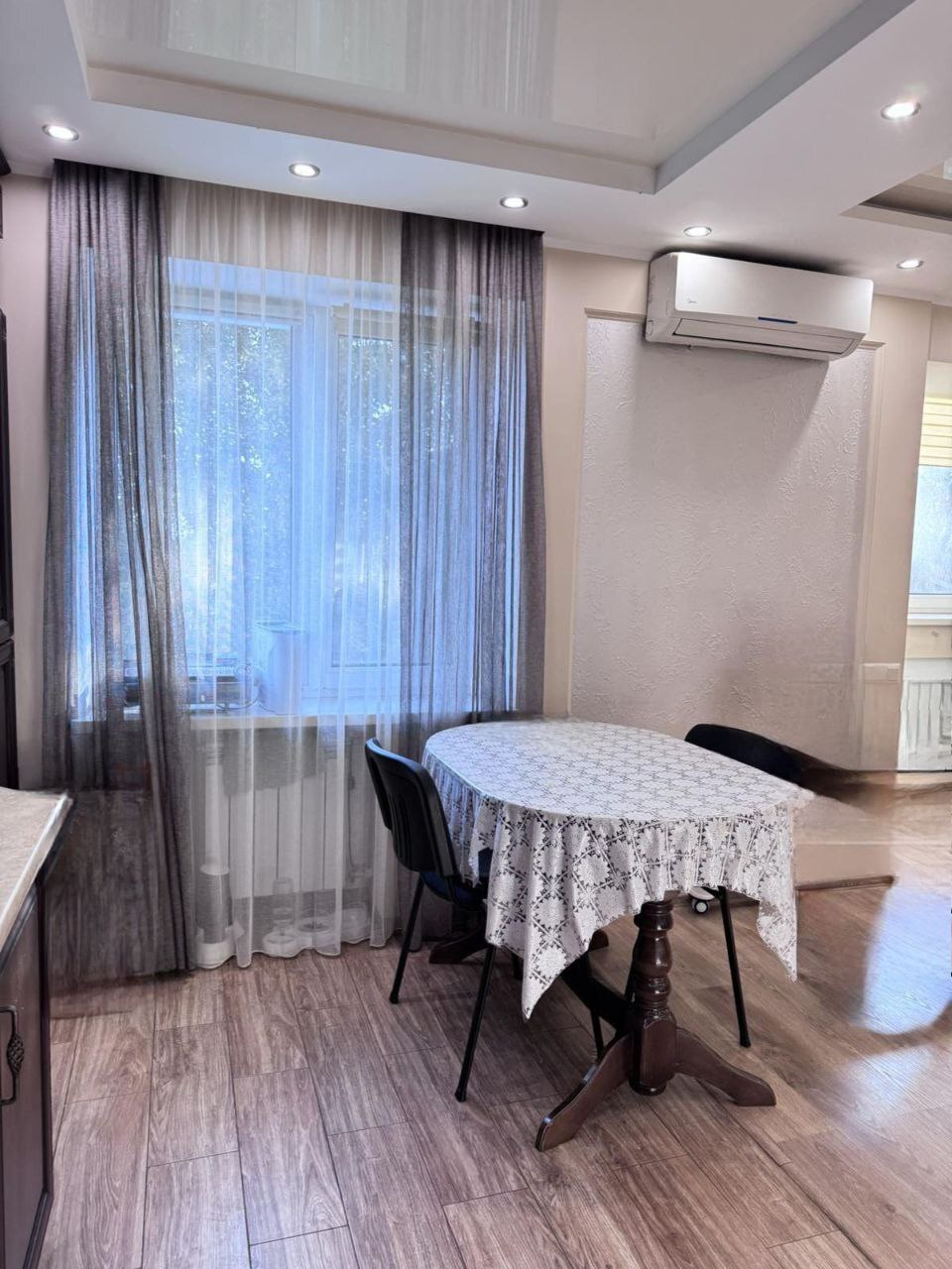 Продажа 3-комнатной квартиры 69 м², Терещенковская ул., 2