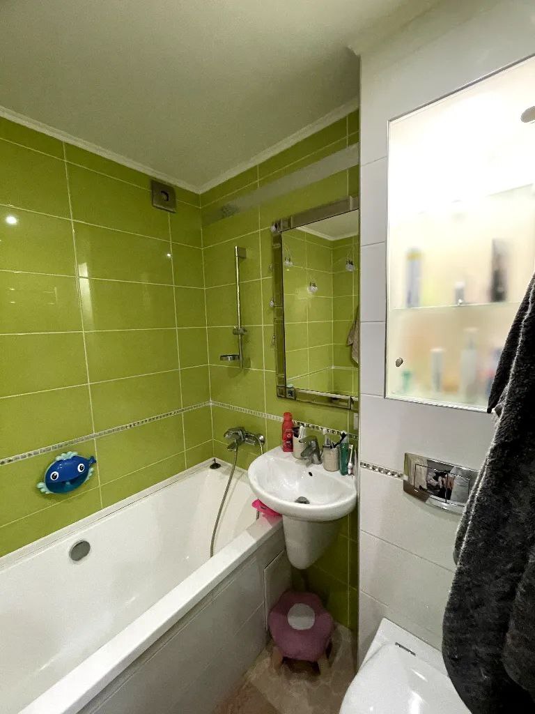 Продажа 2-комнатной квартиры 42 м², Полигонная ул.