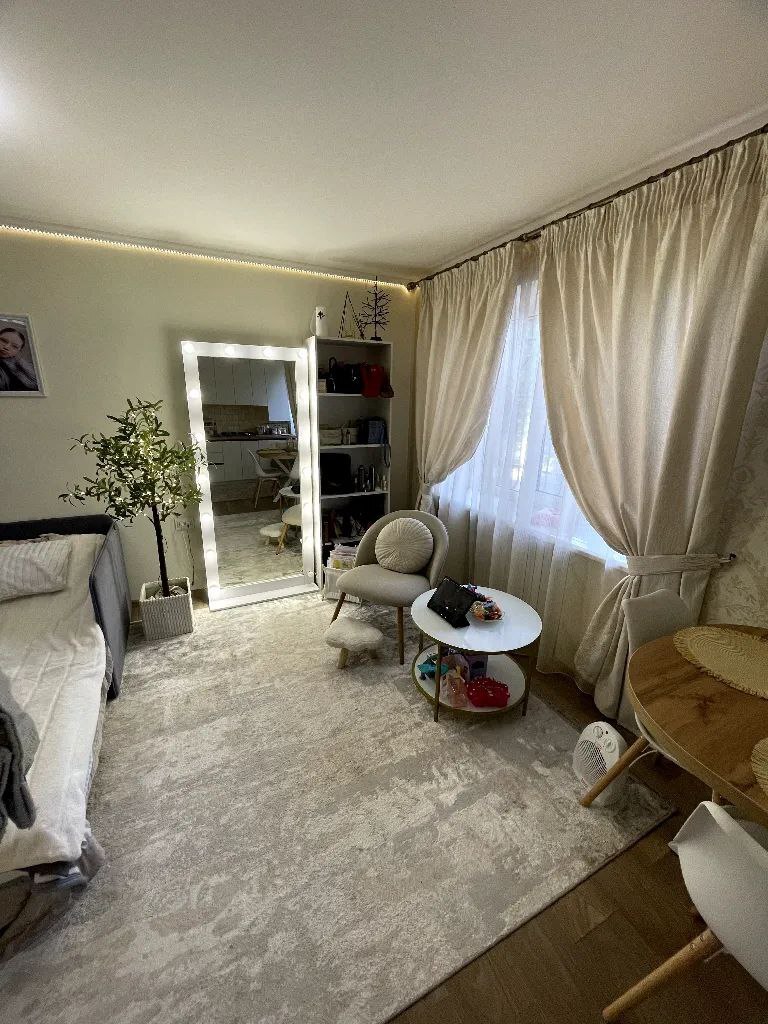 Продажа 2-комнатной квартиры 42 м², Полигонная ул.