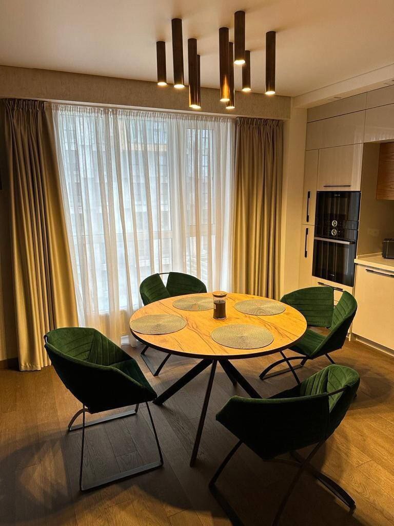 Продажа 3-комнатной квартиры 102 м², Набережная Победы ул.