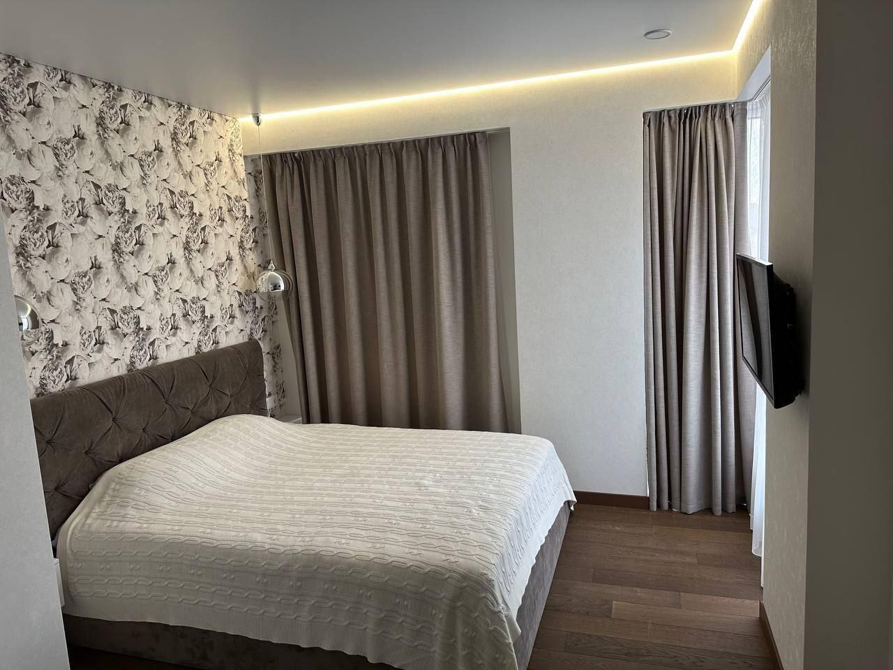 Продажа 3-комнатной квартиры 102 м², Набережная Победы ул.