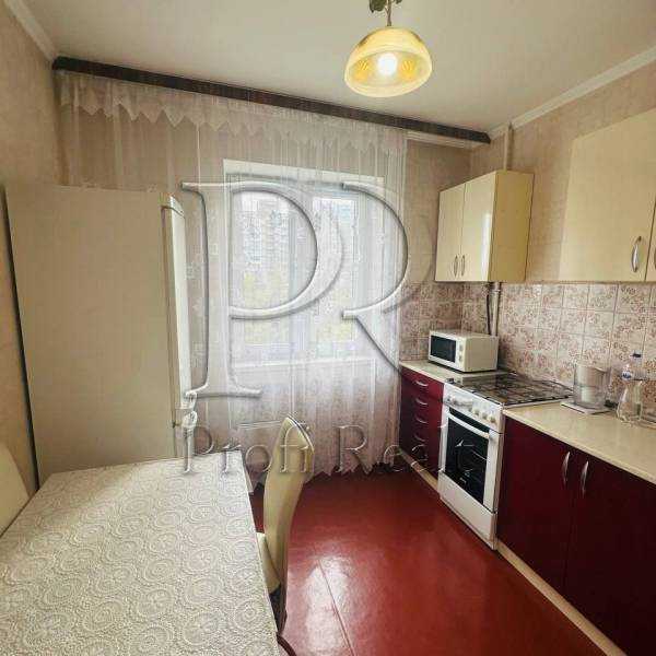 Продаж 2-кімнатної квартири 54 м², Володимира Маяковського просп., 7А