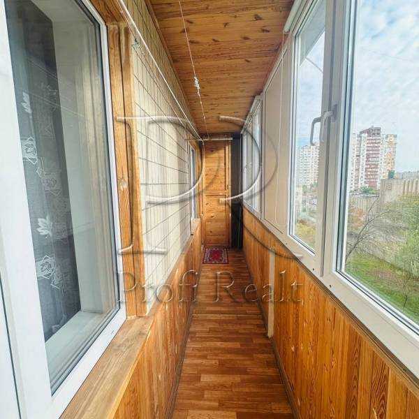 Продаж 2-кімнатної квартири 54 м², Володимира Маяковського просп., 7А