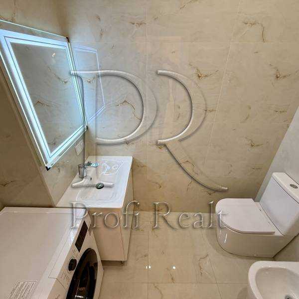 Продаж 3-кімнатної квартири 56 м², Тарасівська вул., 8