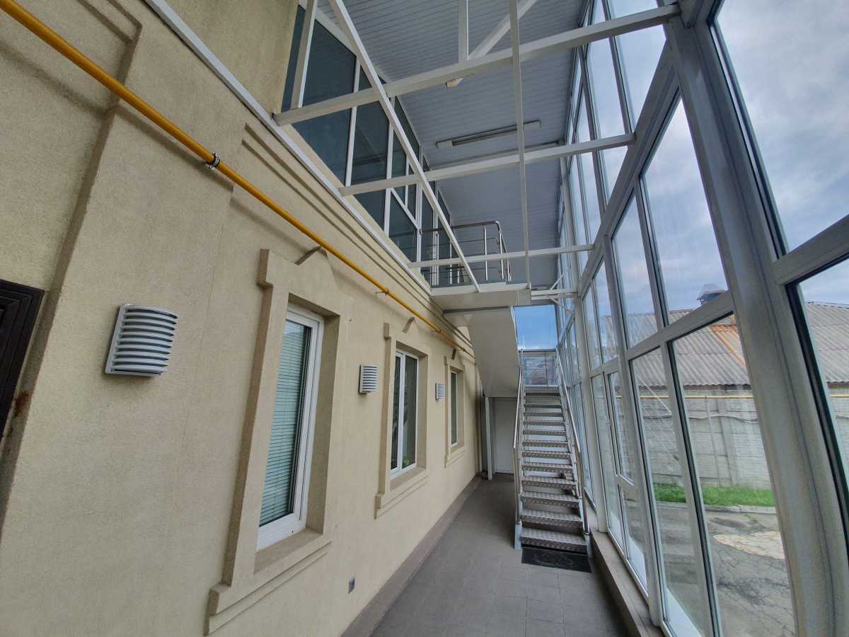 Аренда склада 450 м², Академика Булаховского ул.