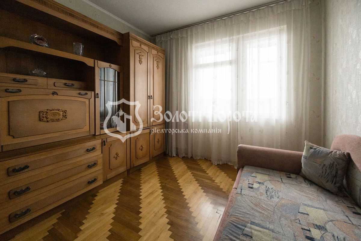 Продаж 3-кімнатної квартири 73 м², Володимира Маяковського просп., 1А