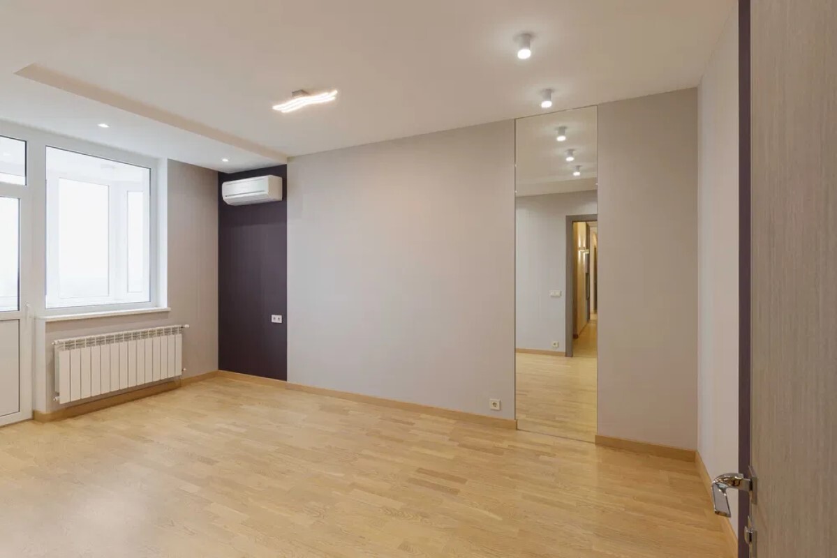 Продажа 4-комнатной квартиры 141.7 м², Елизаветы Чавдар ул., 13