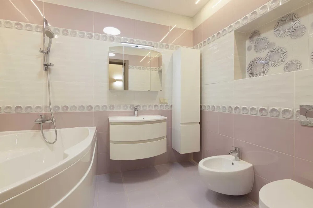 Продажа 4-комнатной квартиры 141.7 м², Елизаветы Чавдар ул., 13
