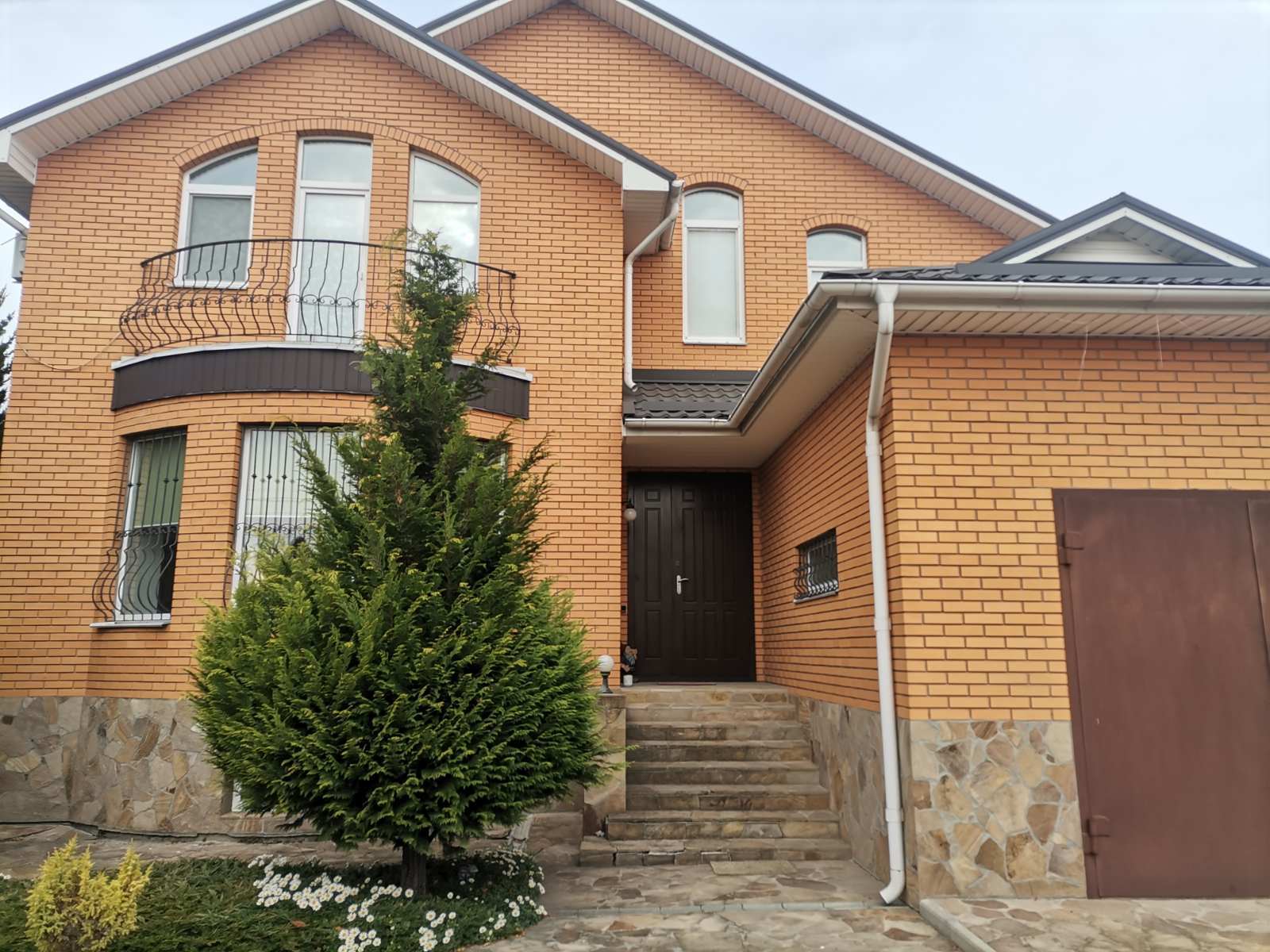 Продажа дома 318 м²