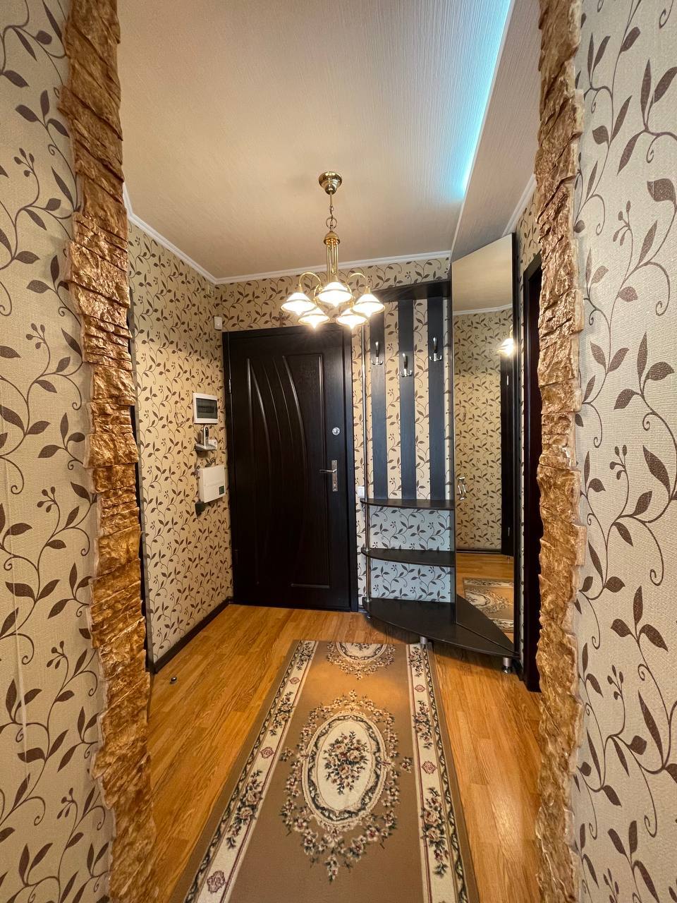 Продажа 1-комнатной квартиры 38 м², Героев просп.