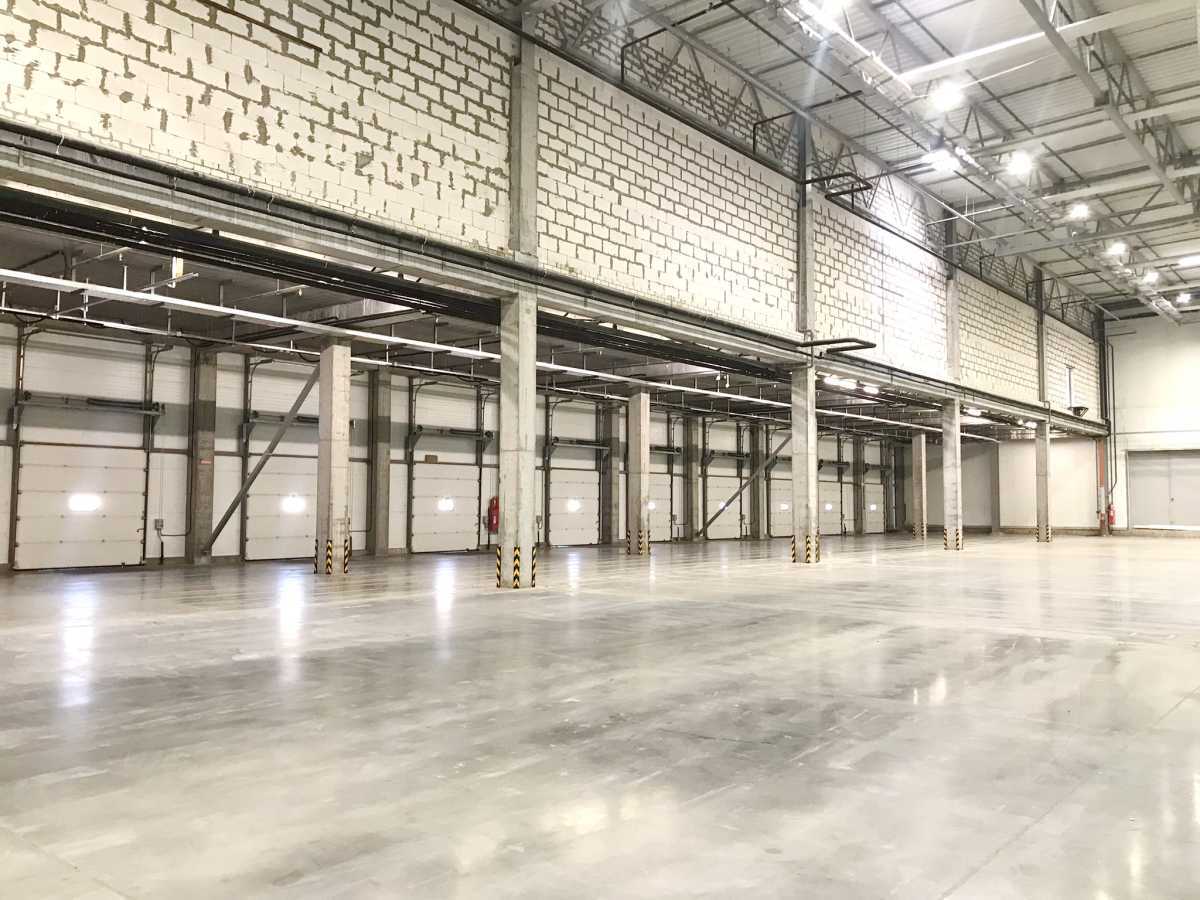 Аренда склада 2000 м², Степана Бандеры ул.