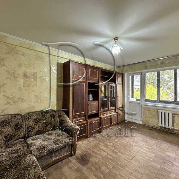 Продажа 1-комнатной квартиры 28 м², Перова бул., 30