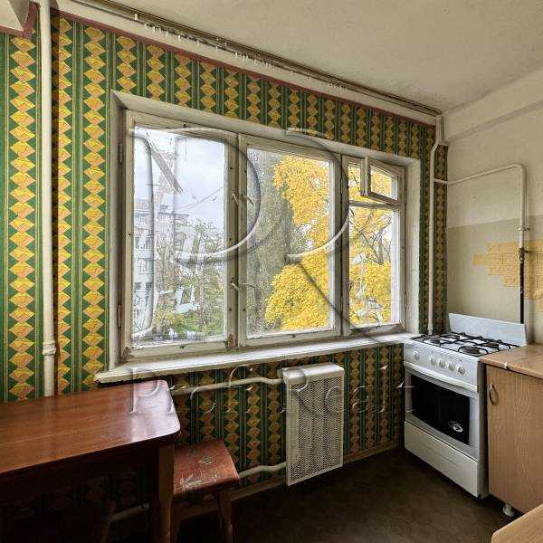 Продажа 1-комнатной квартиры 28 м², Перова бул., 30