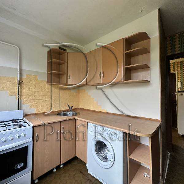 Продажа 1-комнатной квартиры 28 м², Перова бул., 30
