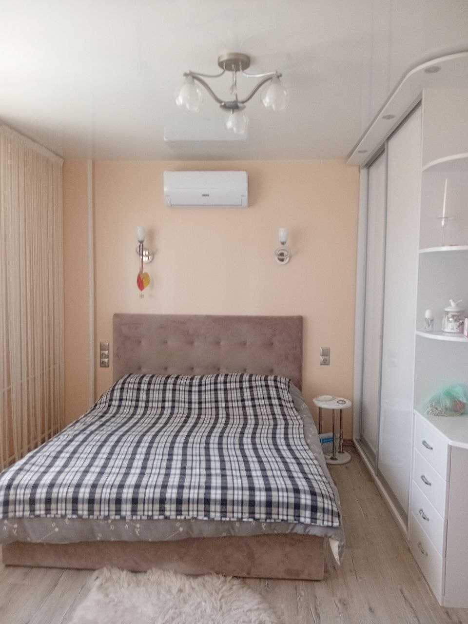 Продажа 3-комнатной квартиры 59 м², Строителей ул., 27А