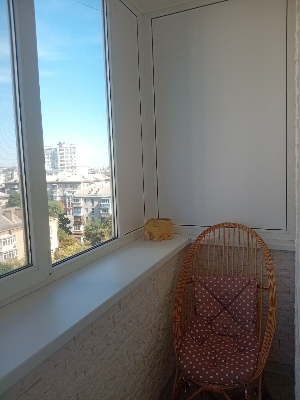 Продажа 3-комнатной квартиры 59 м², Строителей ул., 27А