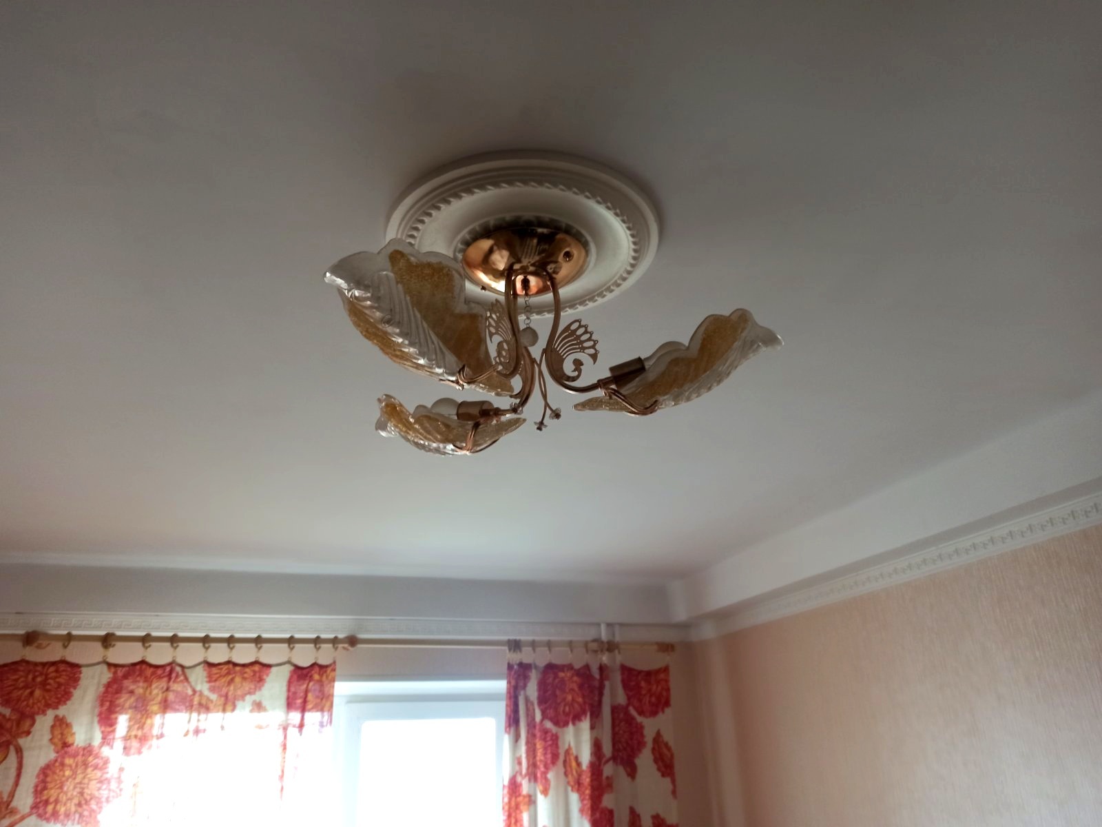 Продаж 1-кімнатної квартири 31 м², Павла Тичини просп., 5