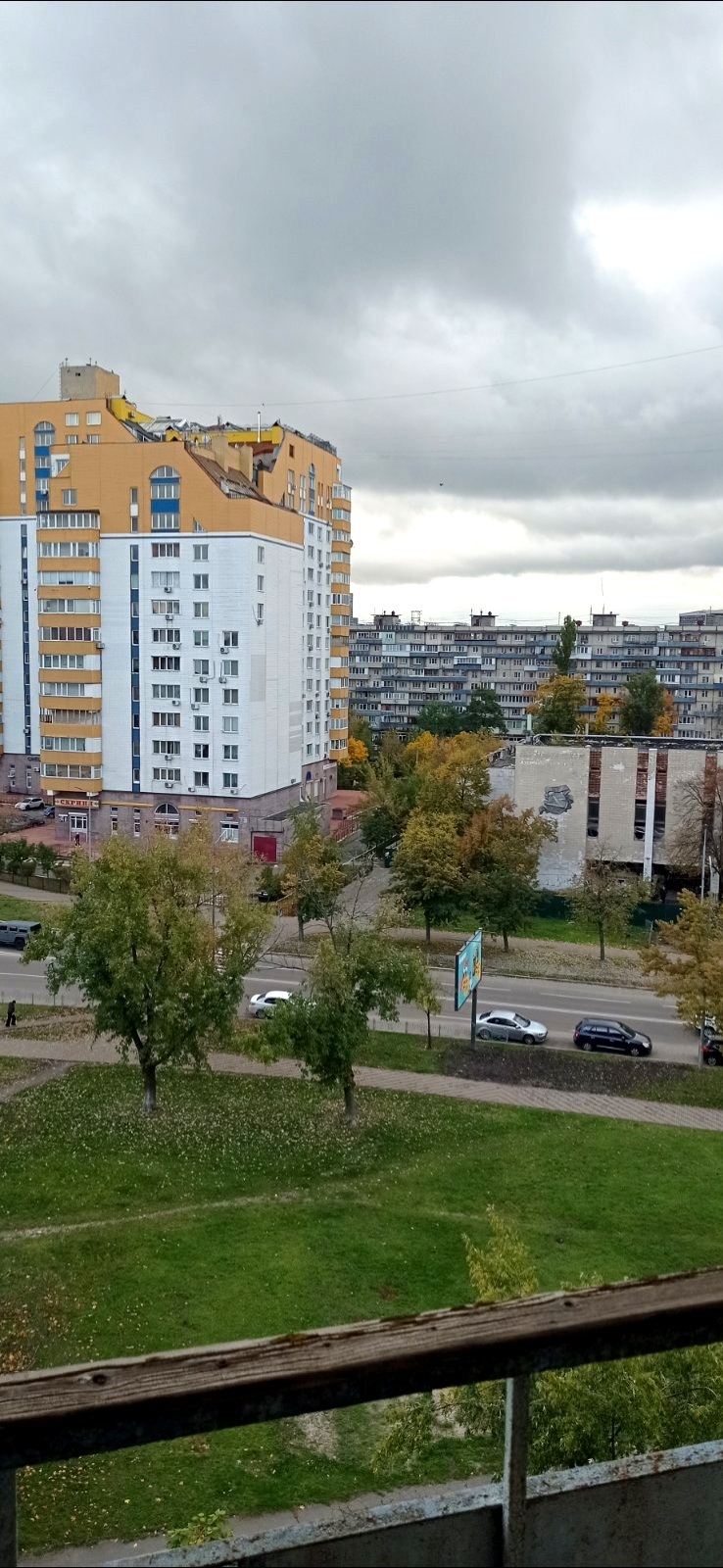 Продаж 1-кімнатної квартири 31 м², Павла Тичини просп., 5
