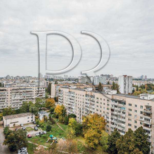 Продаж 3-кімнатної квартири 72 м², Булгакова вул., 3
