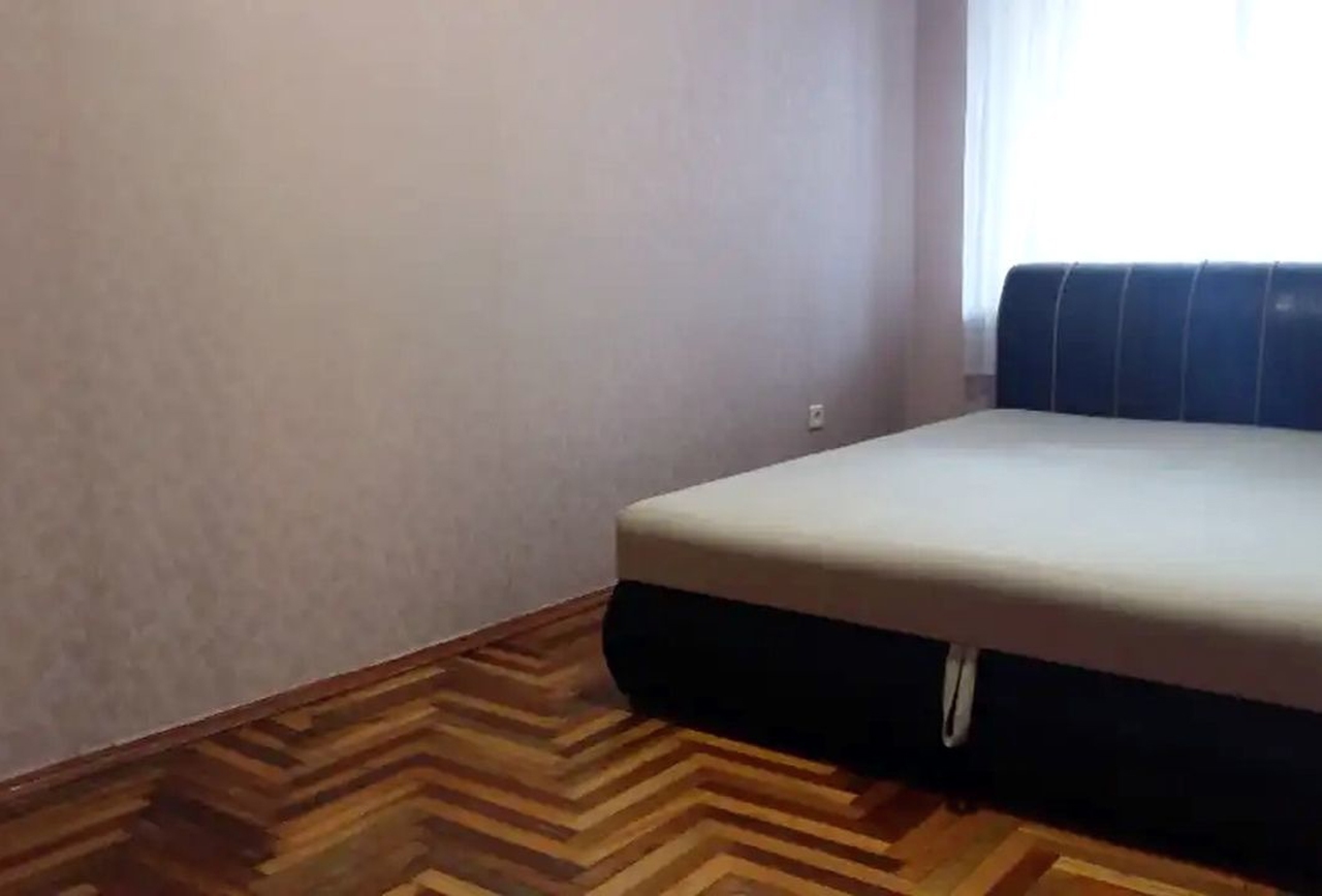 Продажа 2-комнатной квартиры 50 м², Василия Тютюнника ул., 12