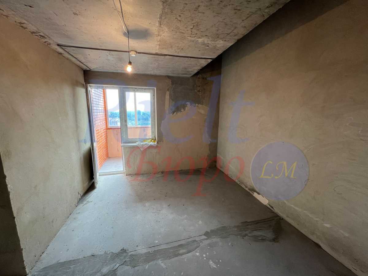 Продаж 2-кімнатної квартири 60 м², Осіння вул., 33
