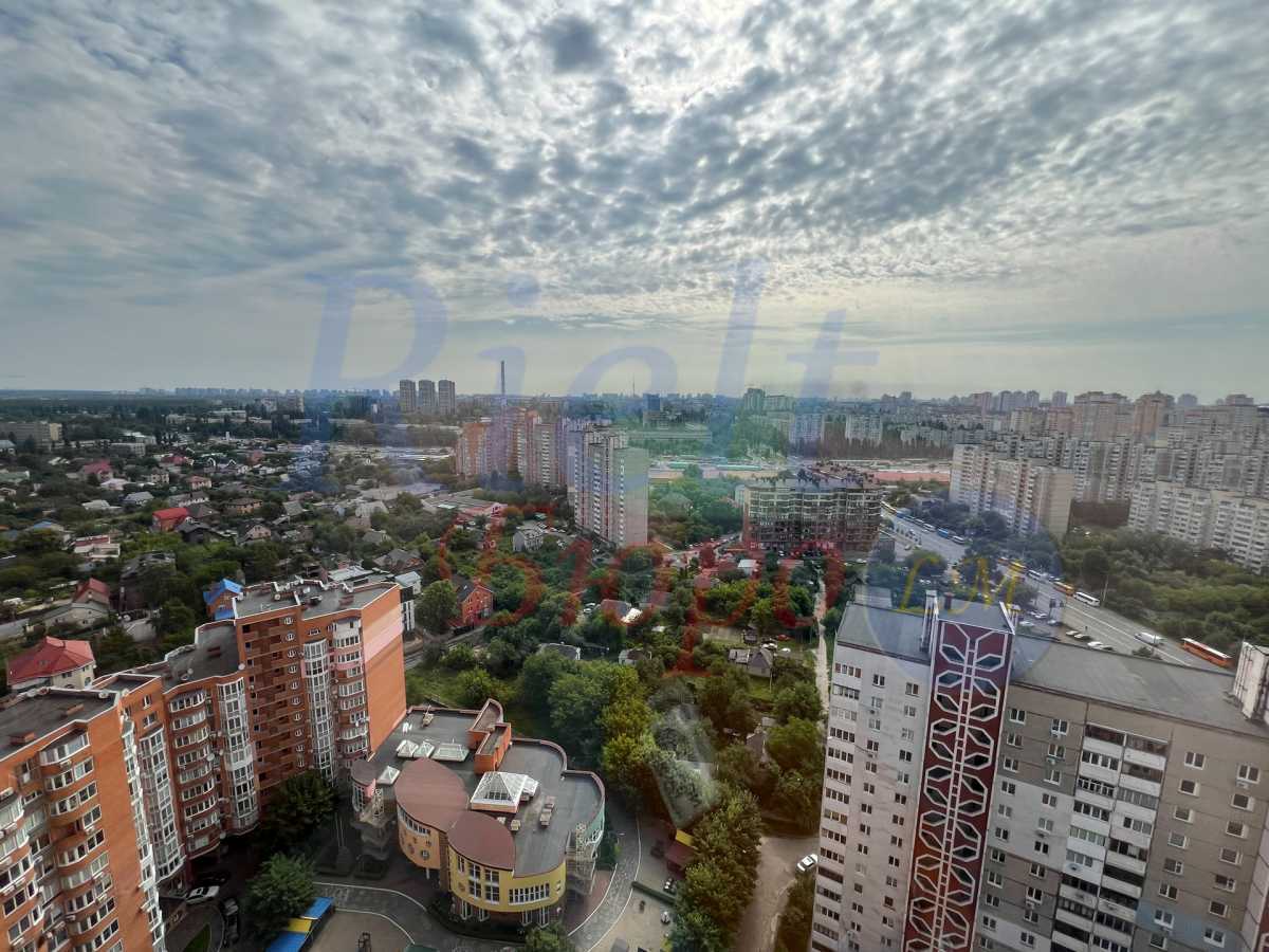 Продаж 2-кімнатної квартири 60 м², Осіння вул., 33
