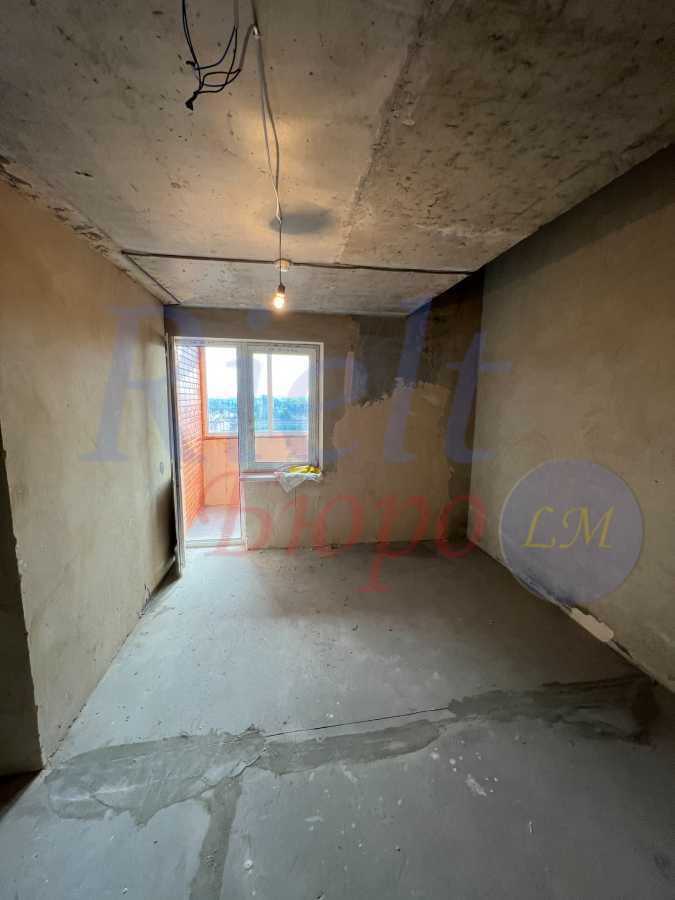 Продаж 2-кімнатної квартири 60 м², Осіння вул., 33