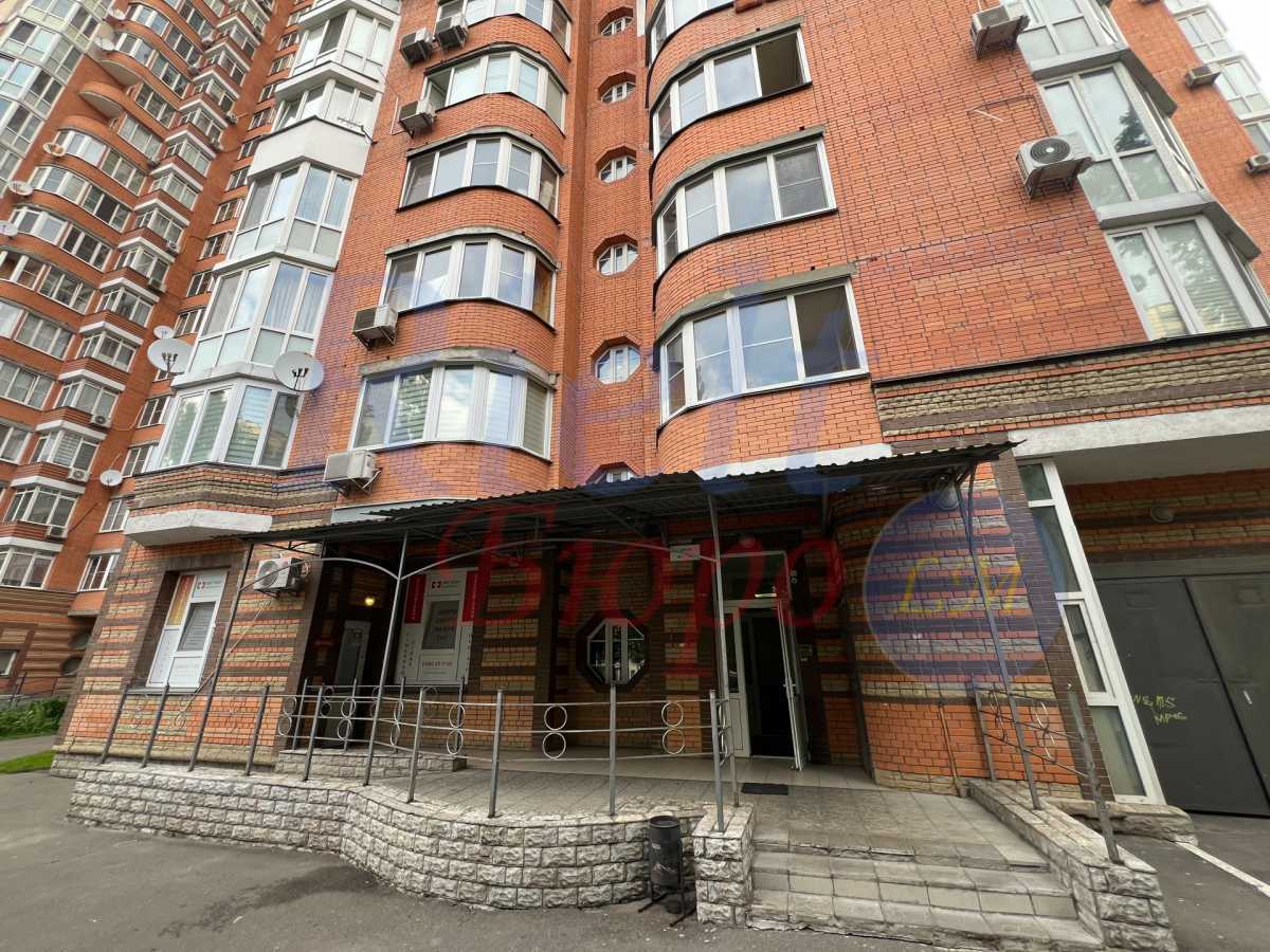 Продаж 2-кімнатної квартири 60 м², Осіння вул., 33