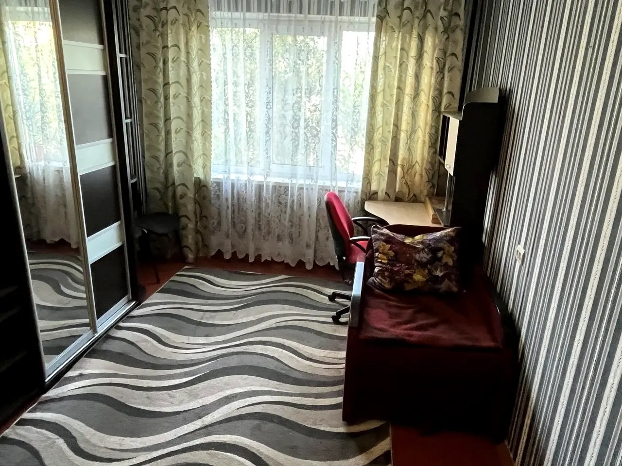 Оренда 2-кімнатної квартири 45 м², Євгена Харченко вул., 43