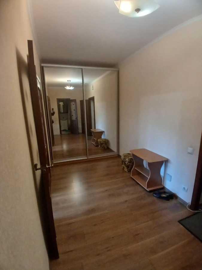 Аренда 1-комнатной квартиры 53 м², Верховного Совета бул., 14Б