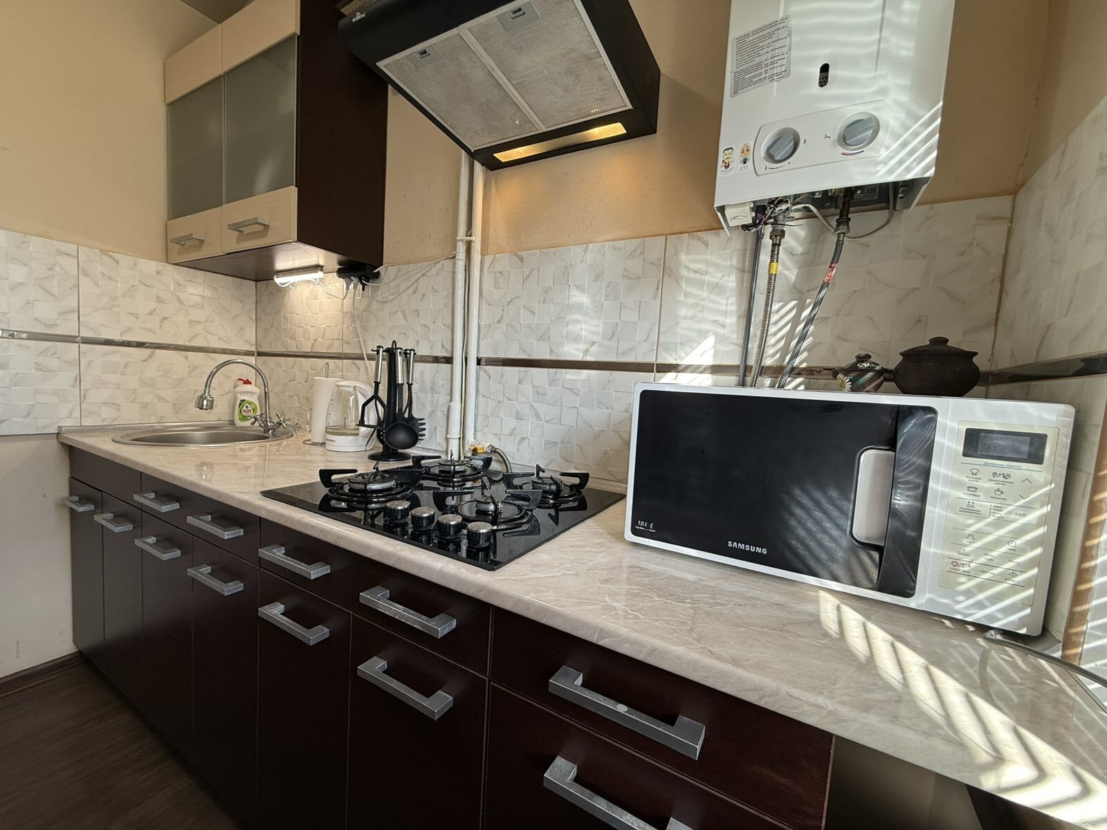 Оренда 1-кімнатної квартири 35 м², Новокримська вул., 2А