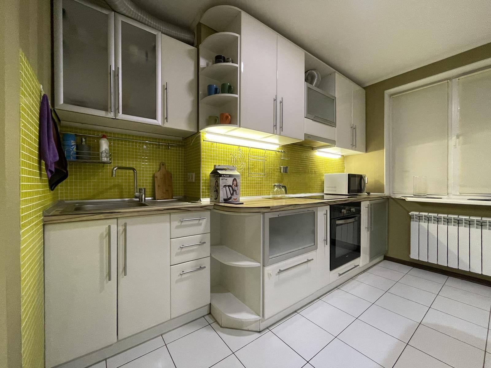 Оренда 2-кімнатної квартири 54 м², Набережна Перемоги вул., 130