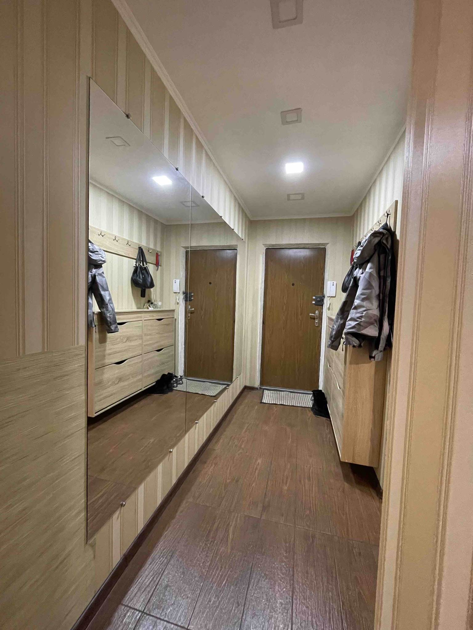 Оренда 2-кімнатної квартири 54 м², Набережна Перемоги вул., 130