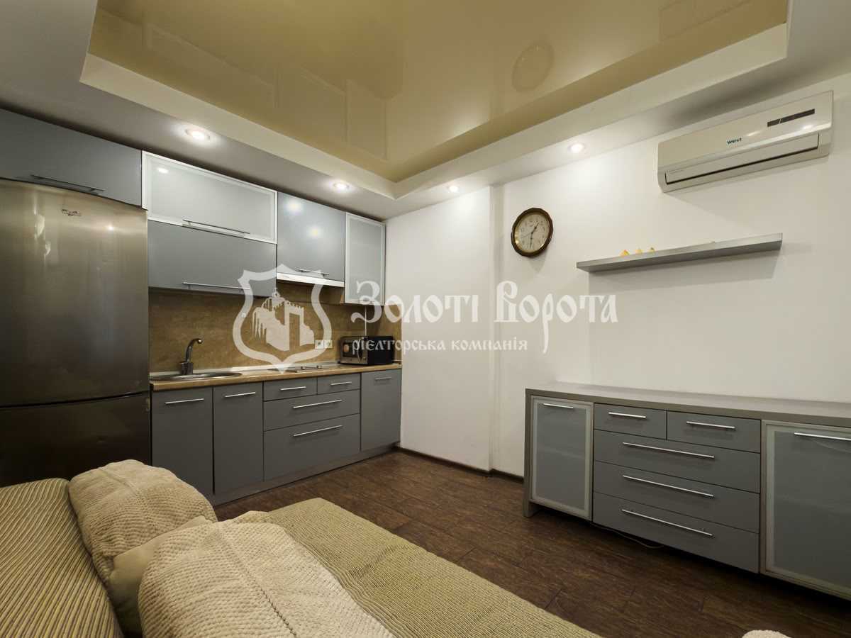 Продаж 1-кімнатної квартири 21.4 м², Академіка Вернадського бул., 67