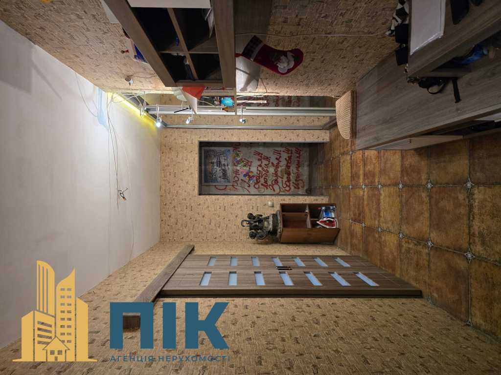 Продажа 3-комнатной квартиры 101 м², Степана Ковнира ул., Рудницкого, 3/7