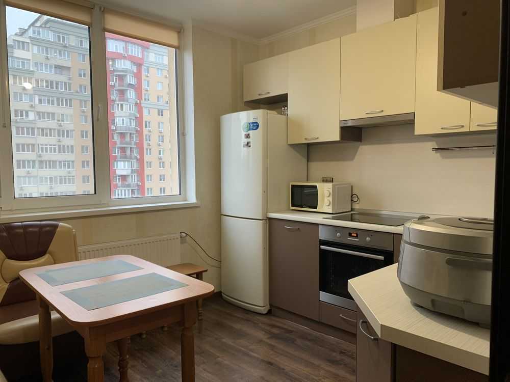 Оренда 1-кімнатної квартири 44 м², Михайла Донця вул., Ломоносова, 46/1