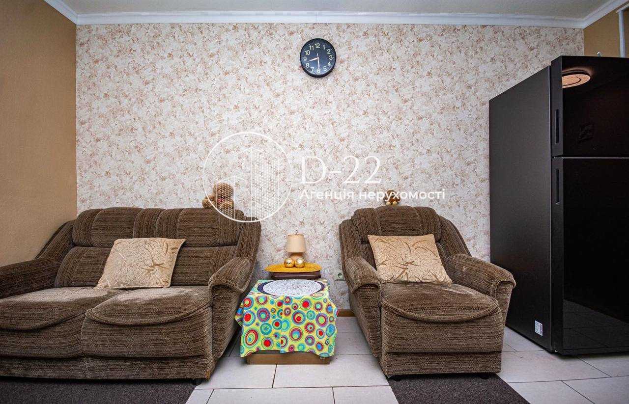 Продажа 3-комнатной квартиры 106 м², Науки просп., 86