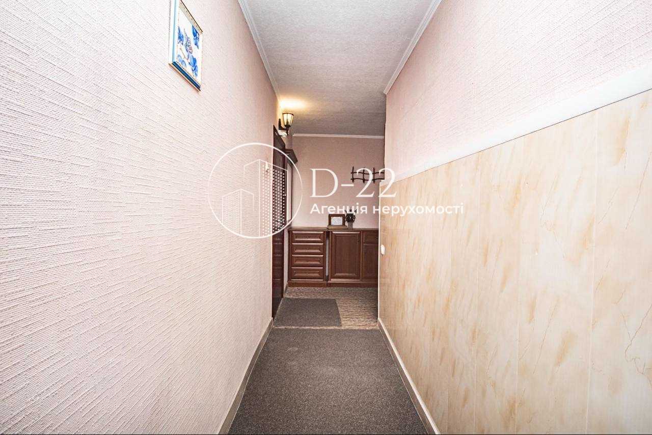 Продажа 3-комнатной квартиры 106 м², Науки просп., 86