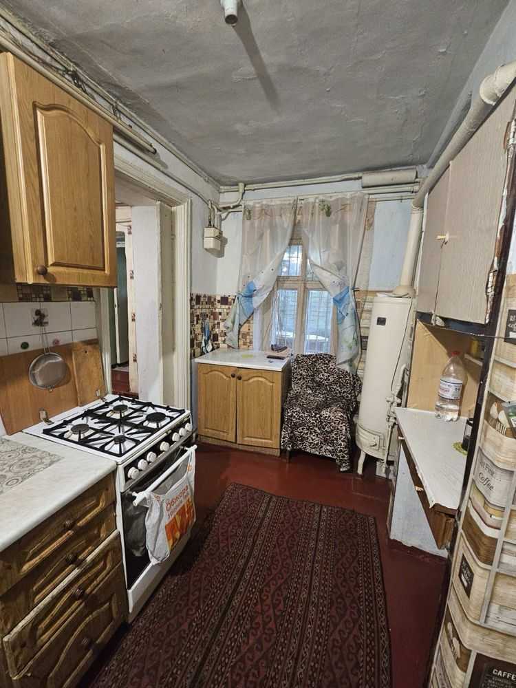 Продаж 1-кімнатної квартири 32 м², Колонтаївська вул.