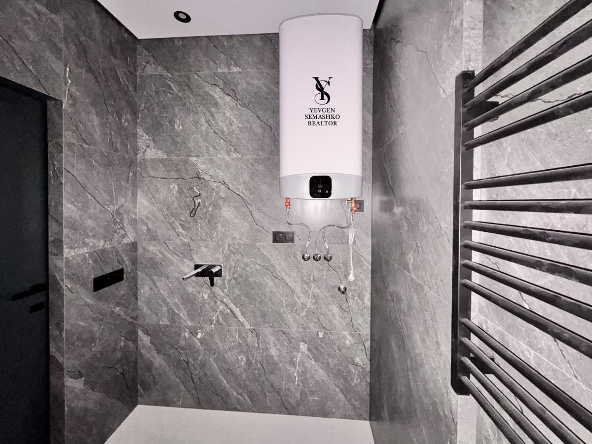 Продажа 1-комнатной квартиры 40.3 м², Кадетский Гай ул., 12