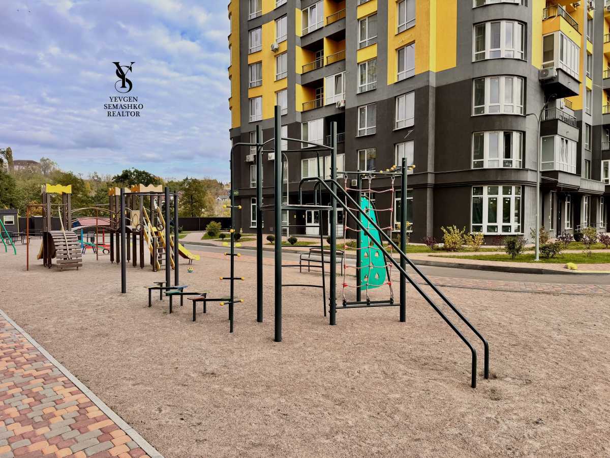 Продажа 1-комнатной квартиры 40.3 м², Кадетский Гай ул., 12