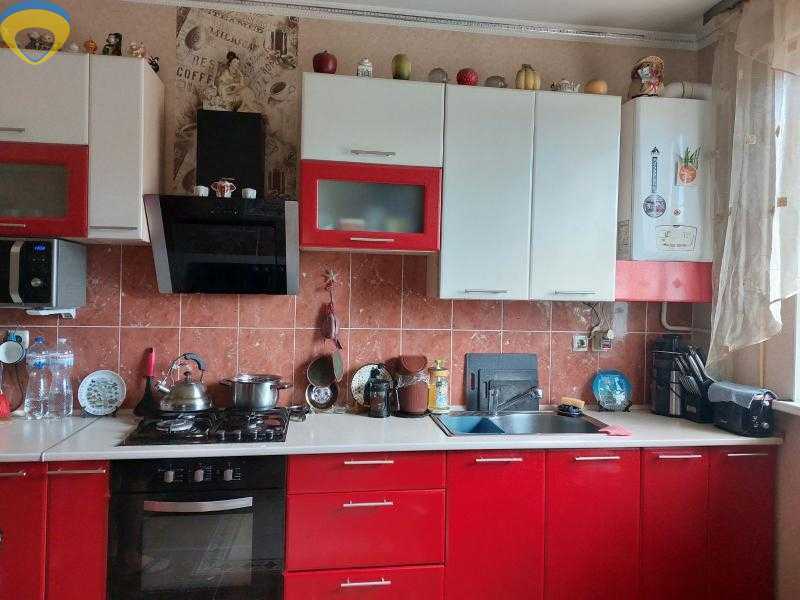 Продаж 3-кімнатної квартири 80 м², Хорошенко Саши вул.