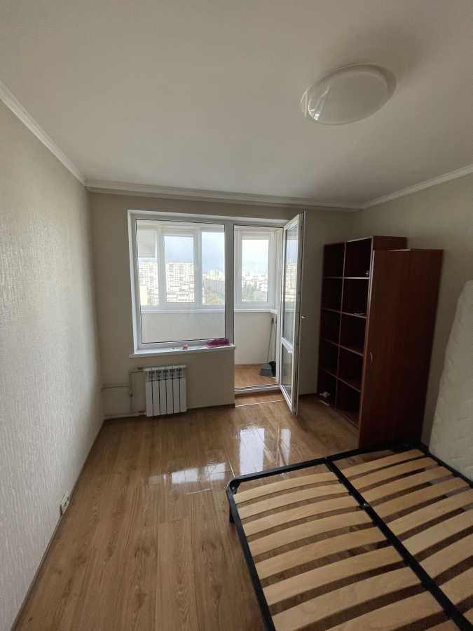 Оренда 2-кімнатної квартири 46 м², Амвросія Бучми вул., 8