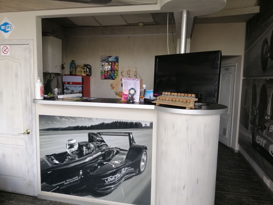 Оренда автосервісу 300 м², Малиновского Маршала вул.