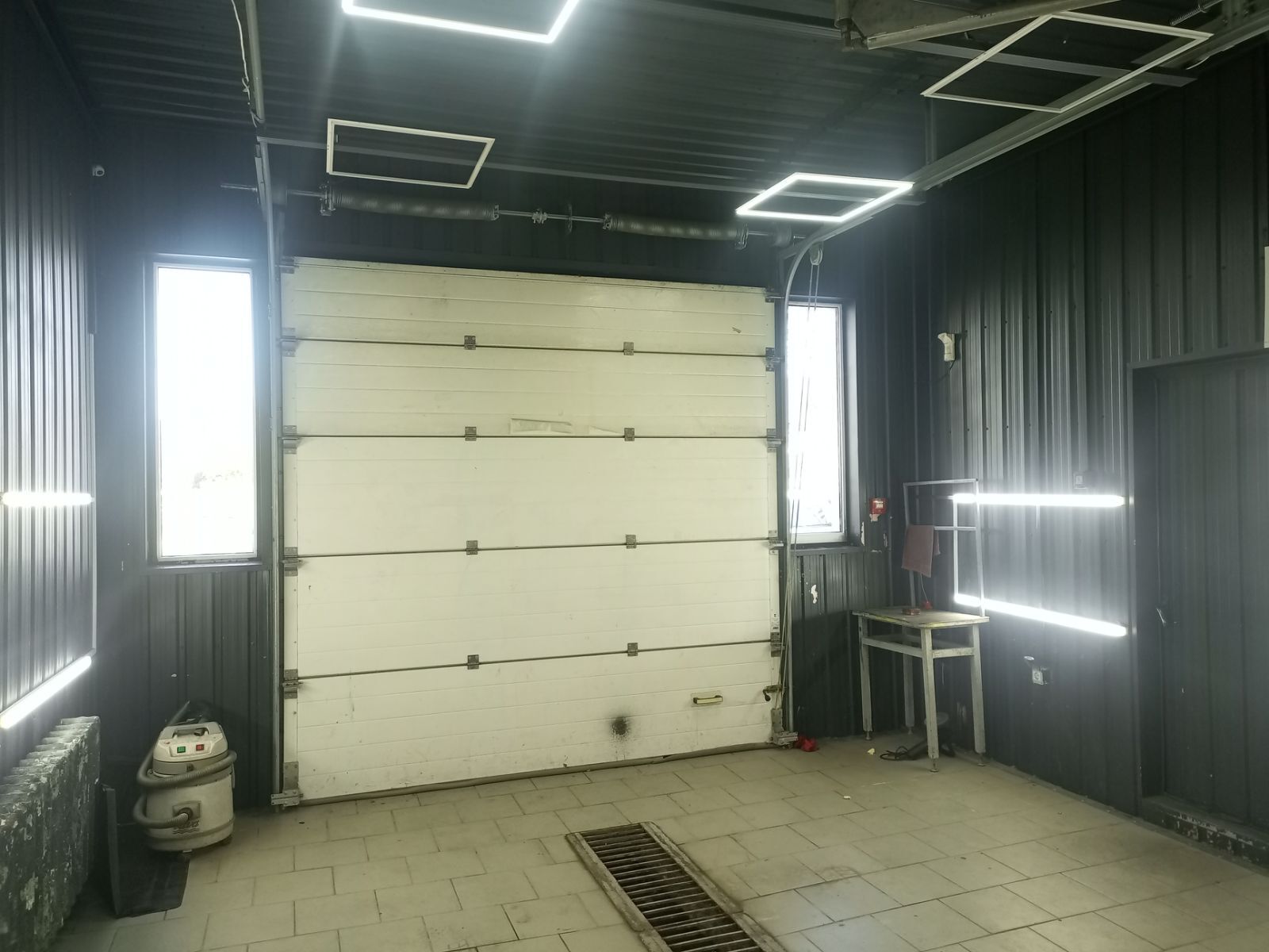 Оренда автосервісу 300 м², Малиновского Маршала вул.