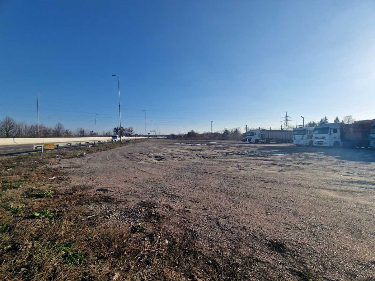 Продаж ділянки під промисловість 43 соток, одеська траса